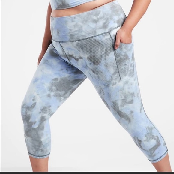 Athleta Salutation Stash Pocket II Textured Capris Spray Dye Grey Gray Plus 3X - Picture 1 of 13